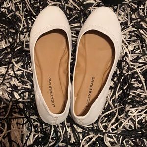 Lucky brand flats